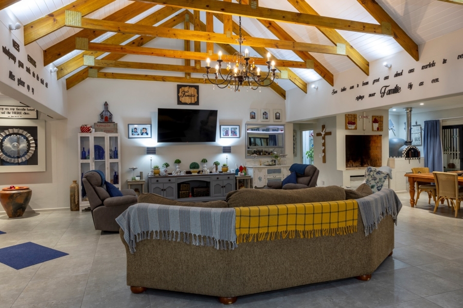 5 Bedroom Property for Sale in Da Gama Bay Western Cape